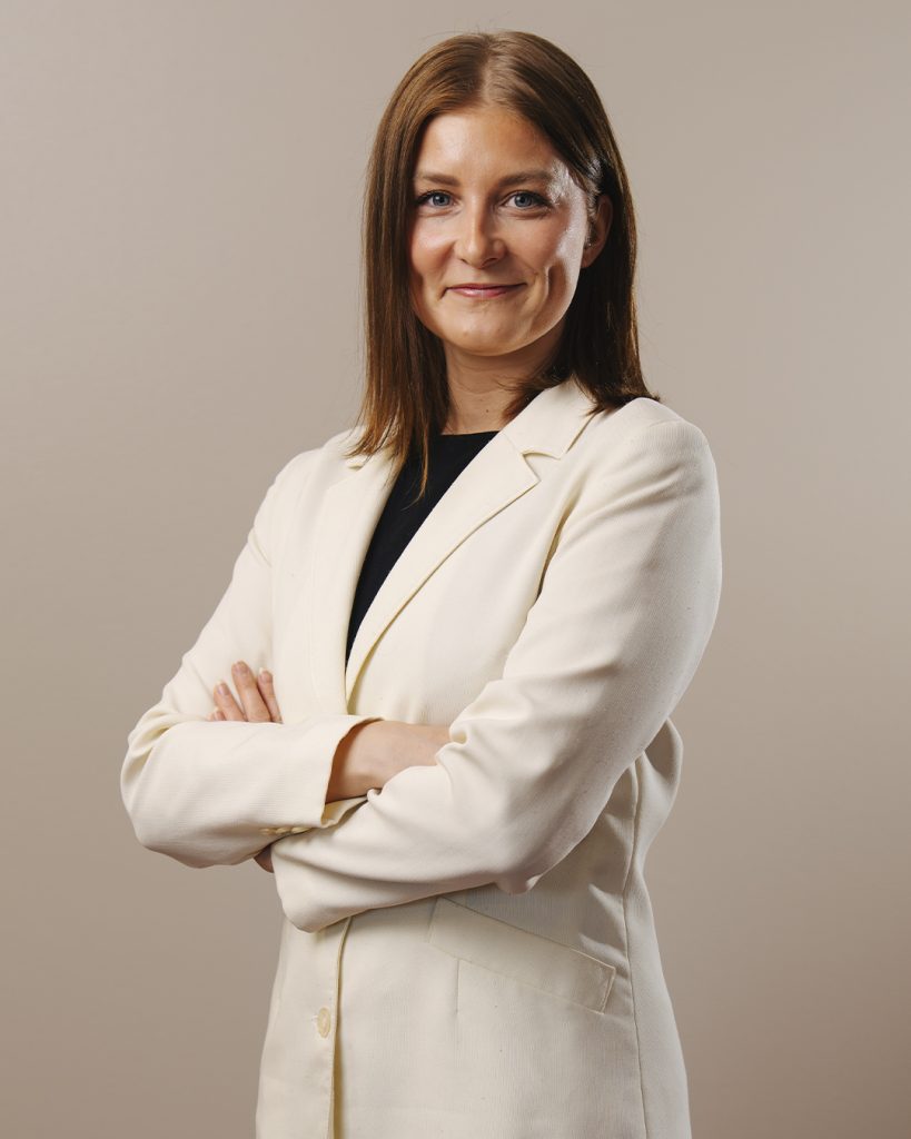Anna Komu